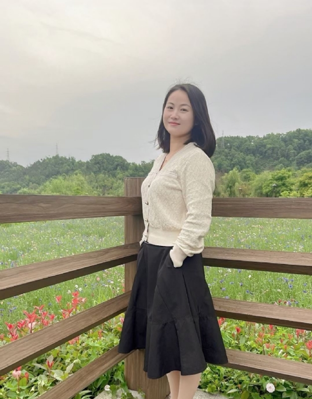 琴儿的第一张照片--佛山相亲服务中心