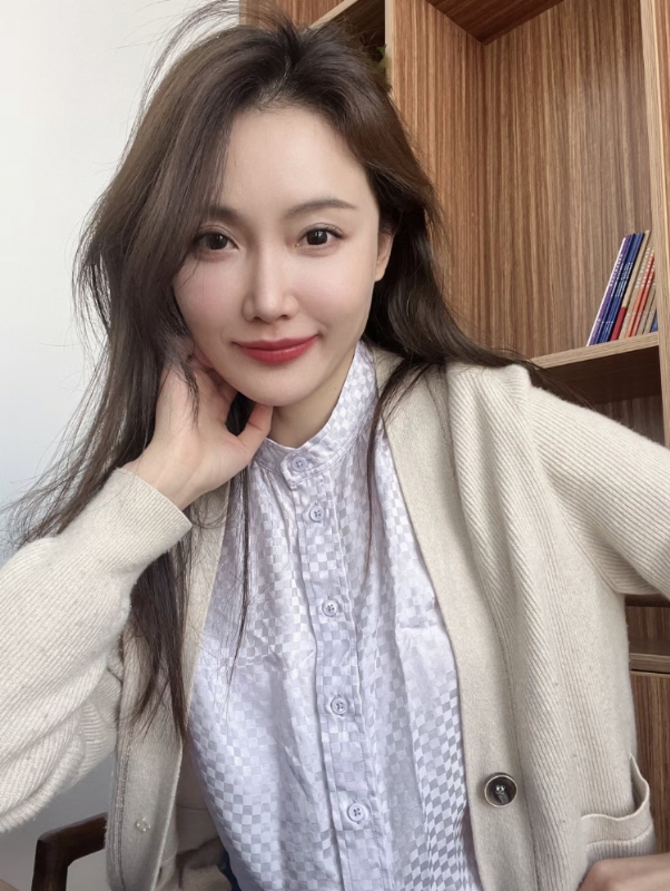 Anne林的第一张照片--佛山相亲服务中心