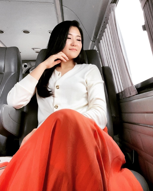 深凝久伴的第一张照片--佛山相亲服务中心