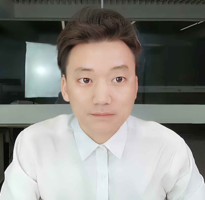 李日的第一张照片--佛山相亲服务中心