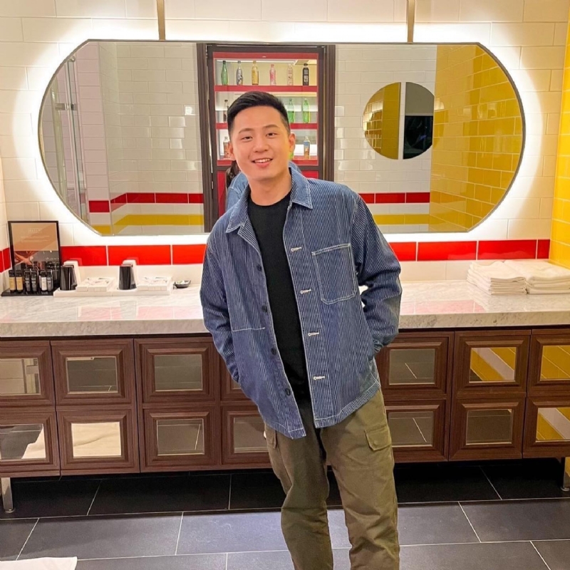 孤獨的男人的第一张照片--佛山相亲服务中心