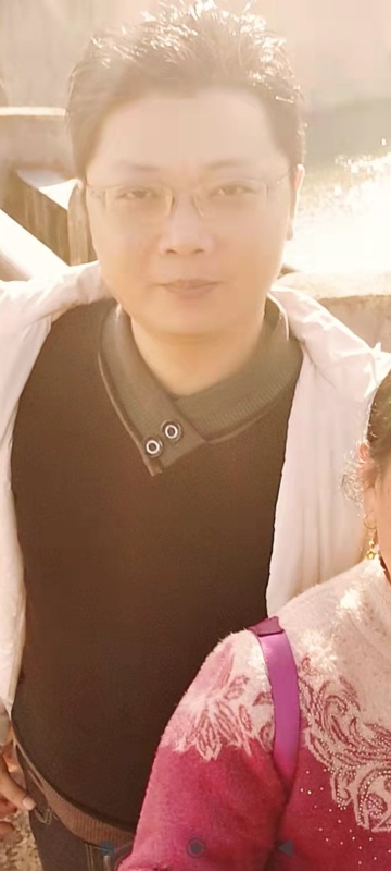 邓生的第二张照片--佛山相亲服务中心