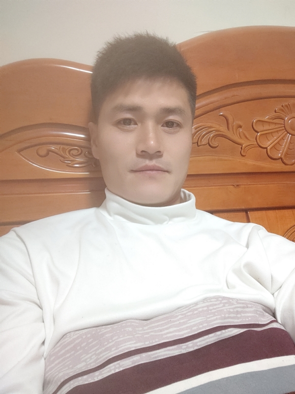 网球罗的第四张照片--佛山相亲服务中心