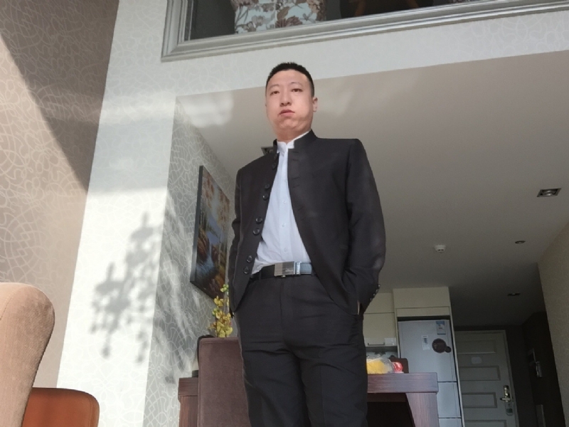 雅小炁的第一张照片--佛山相亲服务中心