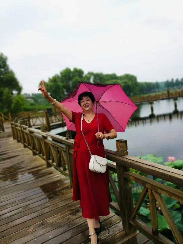 陈姐的第二张照片--佛山相亲服务中心