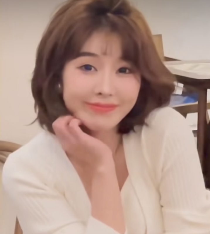 張雨晴的第一张照片--佛山相亲服务中心