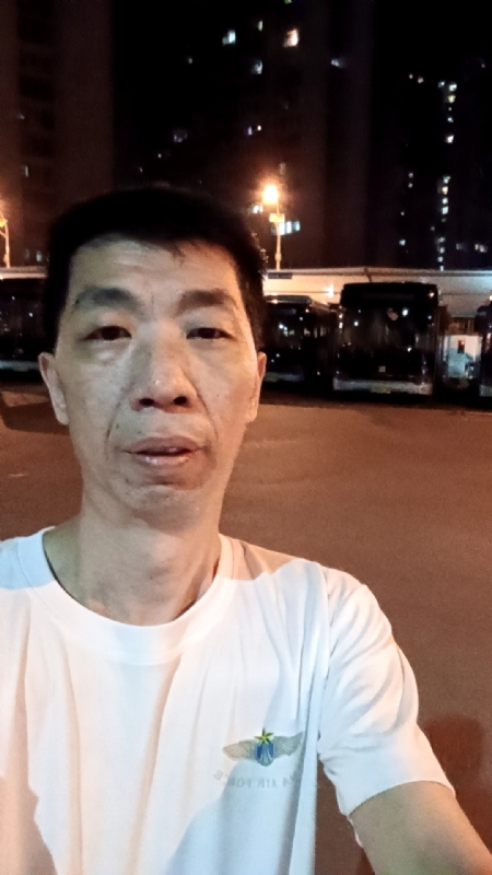 小丑的第一张照片--佛山相亲服务中心