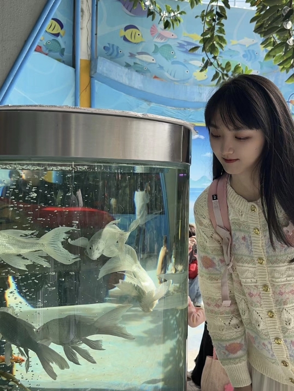 yiyi的第三张照片--佛山相亲服务中心