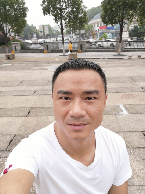 水木年华的第三张照片--佛山相亲服务中心