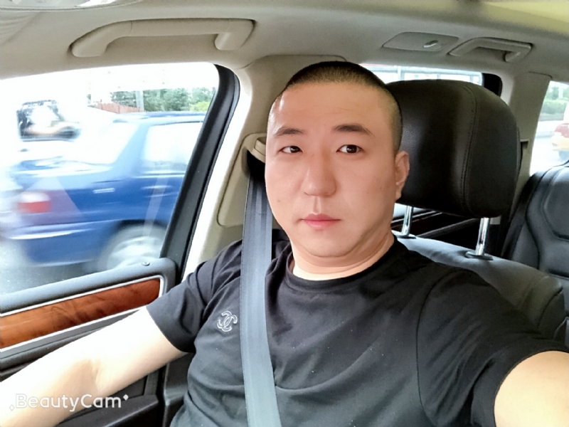 路人甲的第一张照片--佛山相亲服务中心