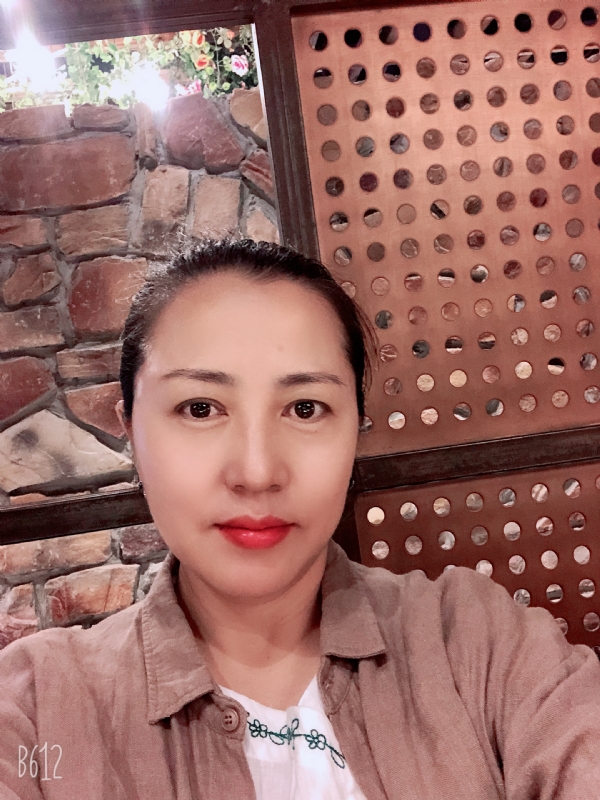 雲雲的第一张照片--佛山相亲服务中心