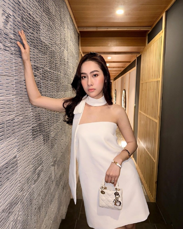 nana的第二张照片--佛山相亲服务中心