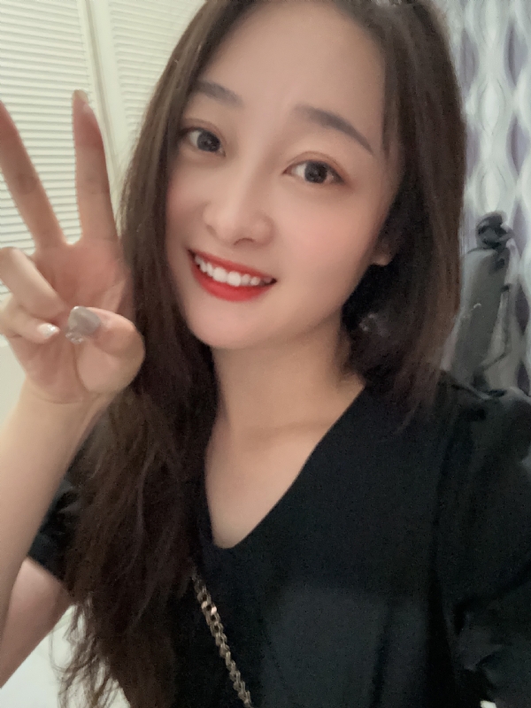 草莓的第一张照片--佛山相亲服务中心