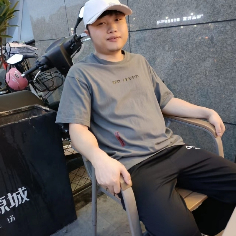 风吹半夏的第一张照片--佛山相亲服务中心