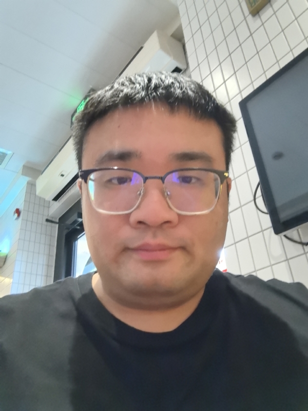 君临天下的第三张照片--佛山相亲服务中心