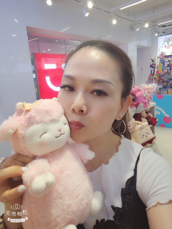 暖*爱的第一张照片--佛山相亲服务中心