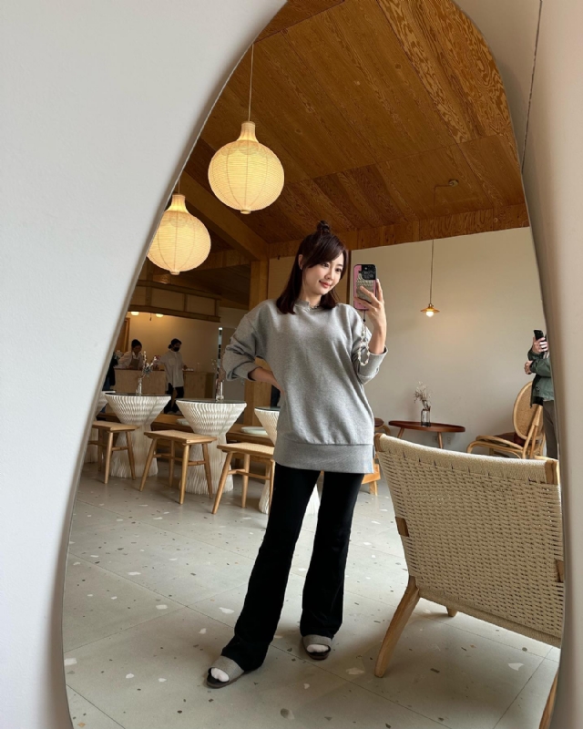 蓝色天空的第二张照片--佛山相亲服务中心