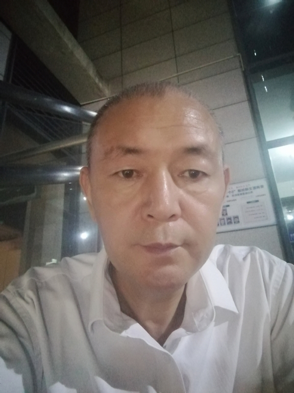 老李的第一张照片--佛山相亲服务中心