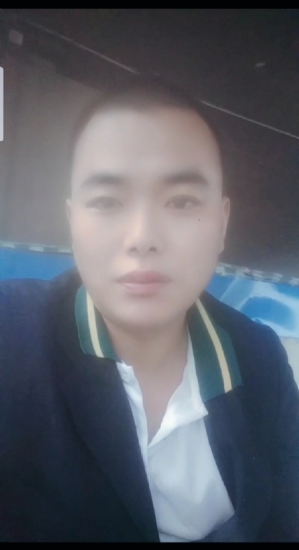 阳光男孩的第一张照片--佛山相亲服务中心