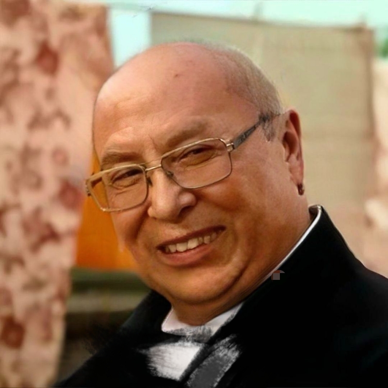 牵着猪儿看秀儿的第一张照片--佛山相亲服务中心