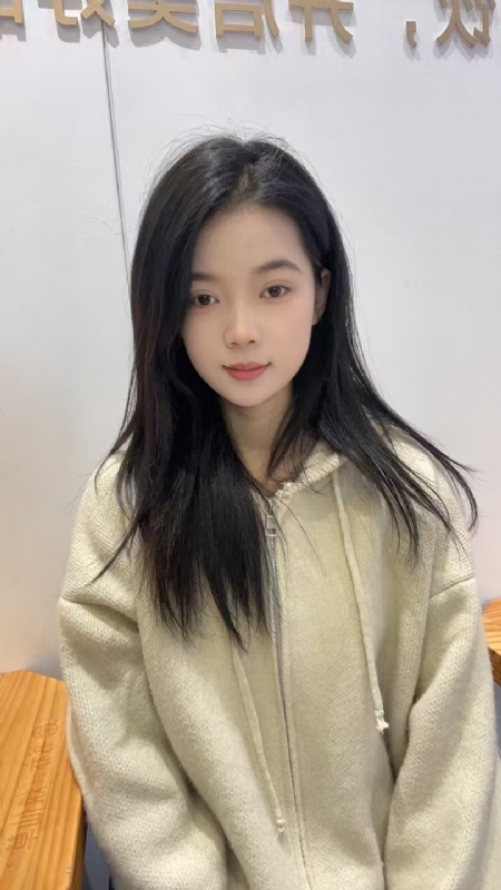 草莓奶昔的第一张照片--佛山相亲服务中心