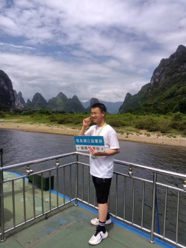 决胜时刻的第三张照片--佛山相亲服务中心