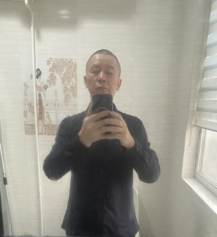 荣哥的第一张照片--佛山相亲服务中心