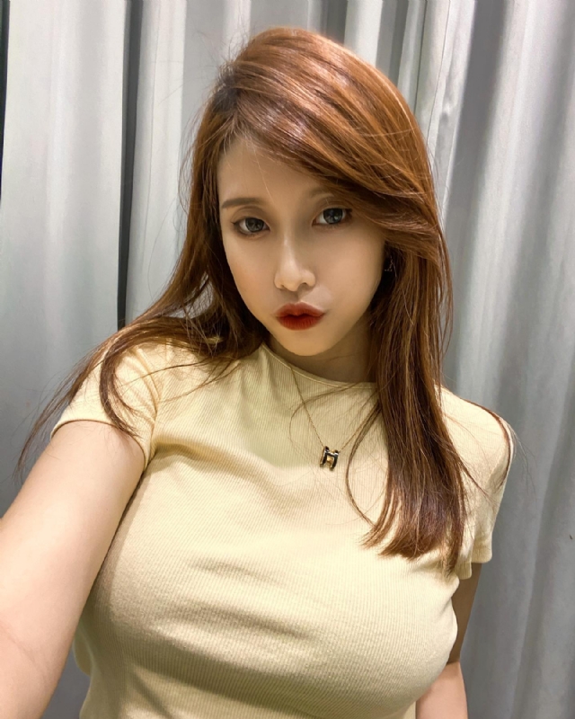 Emily的第一张照片--佛山相亲服务中心