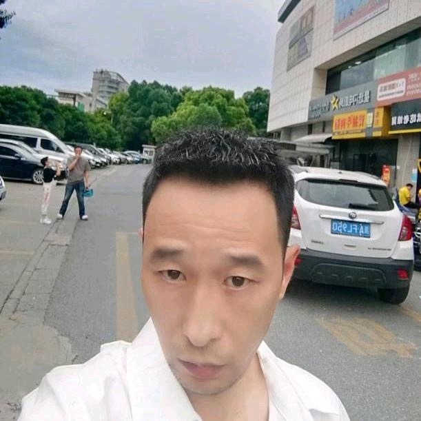 小林的第一张照片--佛山相亲服务中心