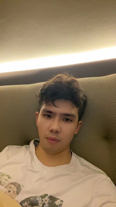 阿龙设计师的第一张照片--佛山相亲服务中心