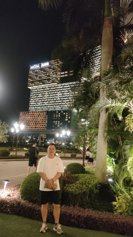 熟悉的身影的第一张照片--佛山相亲服务中心