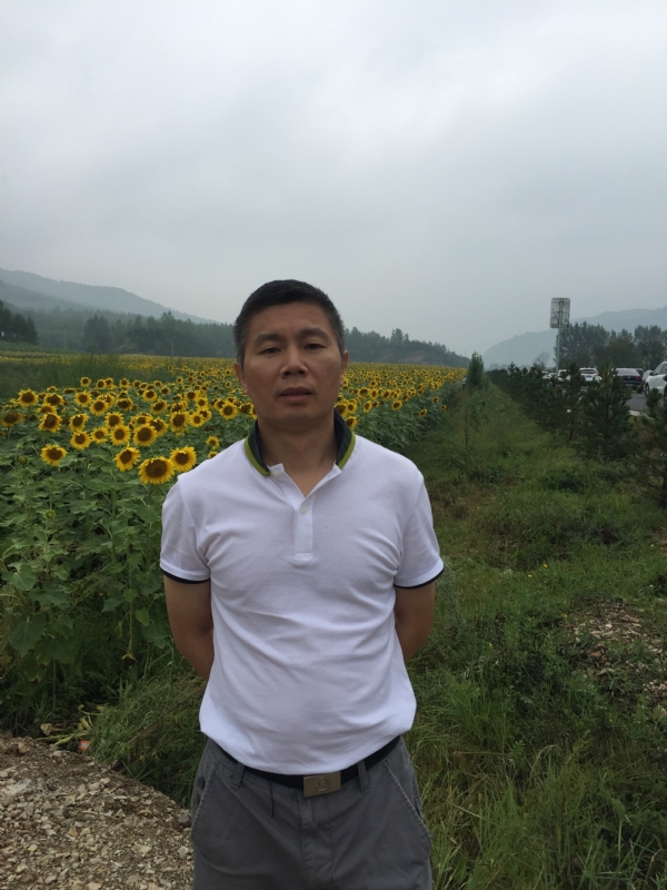 爱拼才会赢的大叔的第三张照片--佛山相亲服务中心