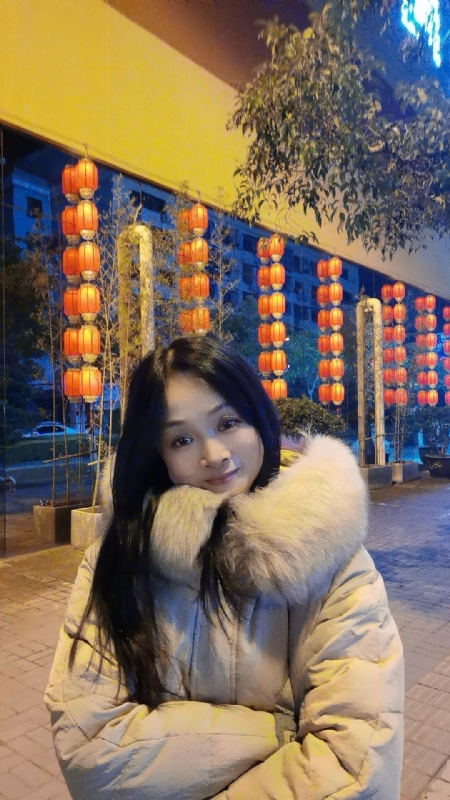 伊伊的第二张照片--佛山相亲服务中心