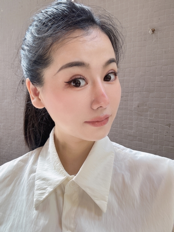 金莉的第二张照片--佛山相亲服务中心