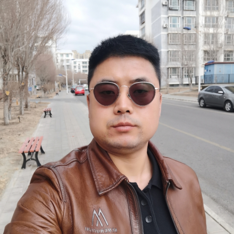 月下听风的第一张照片--佛山相亲服务中心