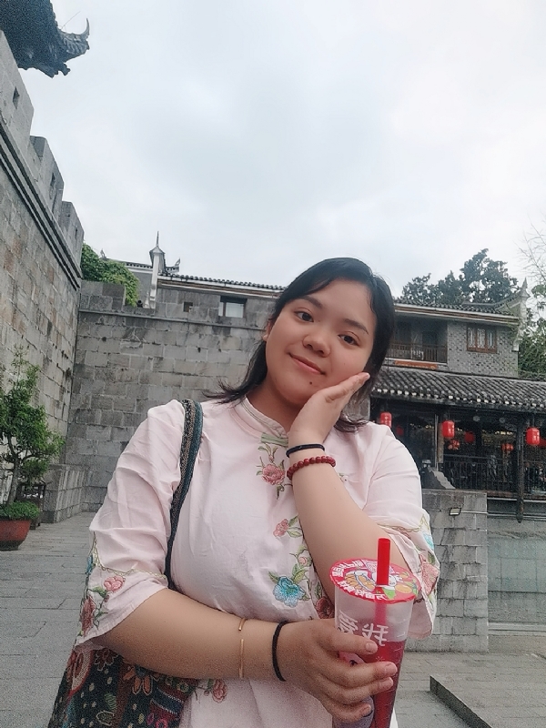 敏兮小沫的第三张照片--佛山相亲服务中心