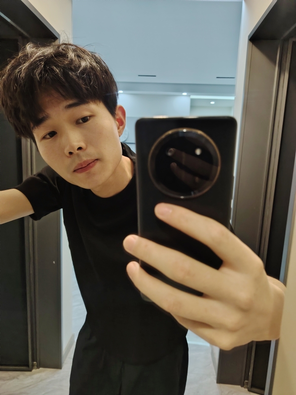 杨苏帝的第二张照片--佛山相亲服务中心