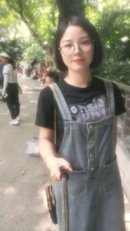 如燕的第二张照片--佛山相亲服务中心