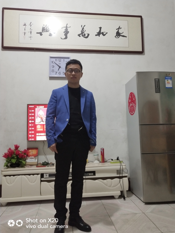 孤独的狼的第一张照片--佛山相亲服务中心