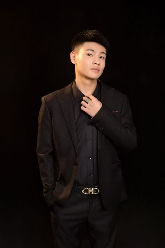 刘小船的第一张照片--佛山相亲服务中心