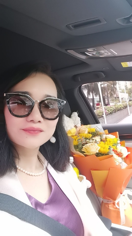 Apple的第一张照片--佛山相亲服务中心