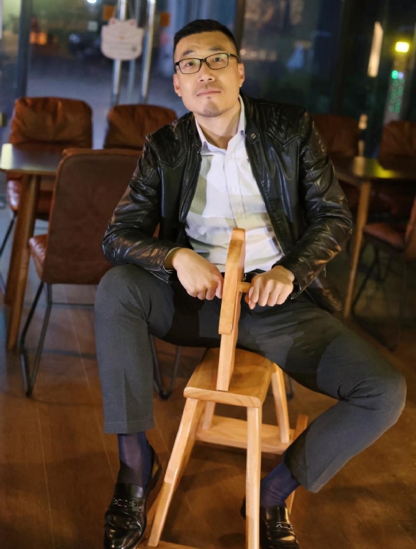 Lee的第一张照片--佛山相亲服务中心