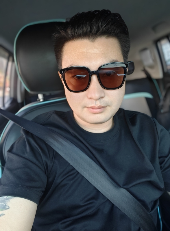 凡哥的第一张照片--佛山相亲服务中心