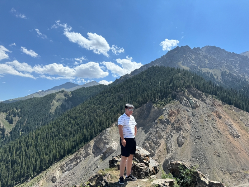 从众的第一张照片--佛山相亲服务中心