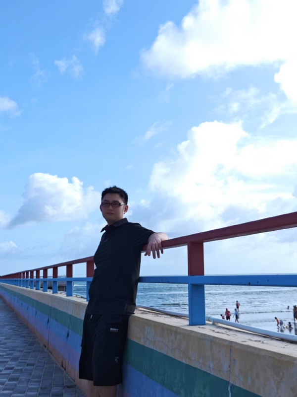 威wei的第二张照片--佛山相亲服务中心