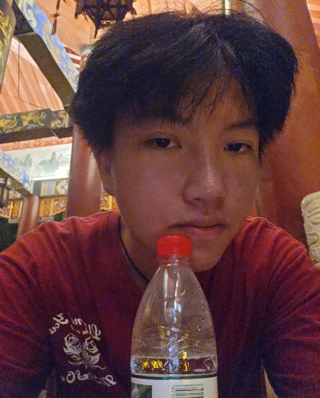 雨豫余的第一张照片--佛山相亲服务中心