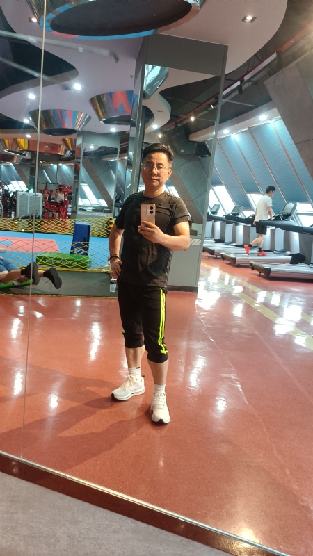 凭水相逢的第一张照片--佛山相亲服务中心