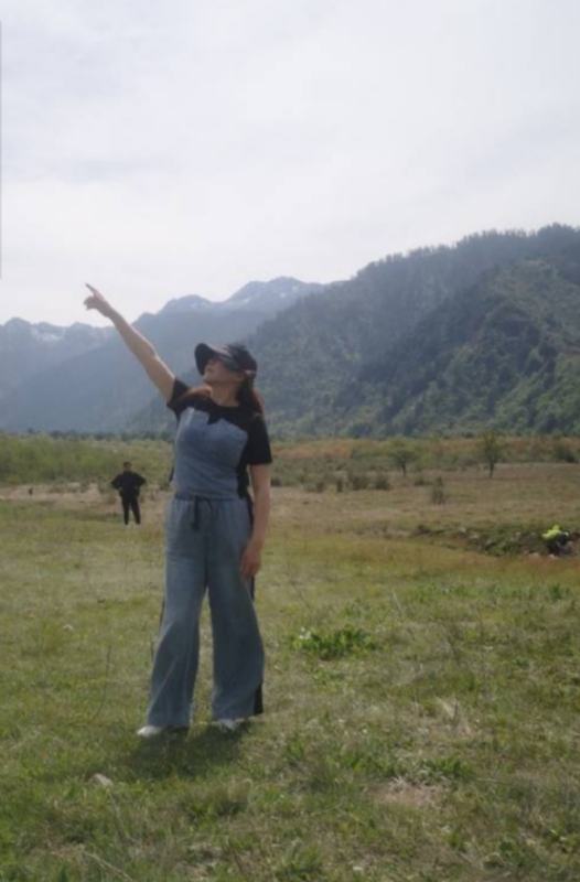 宛霞的第四张照片--佛山相亲服务中心