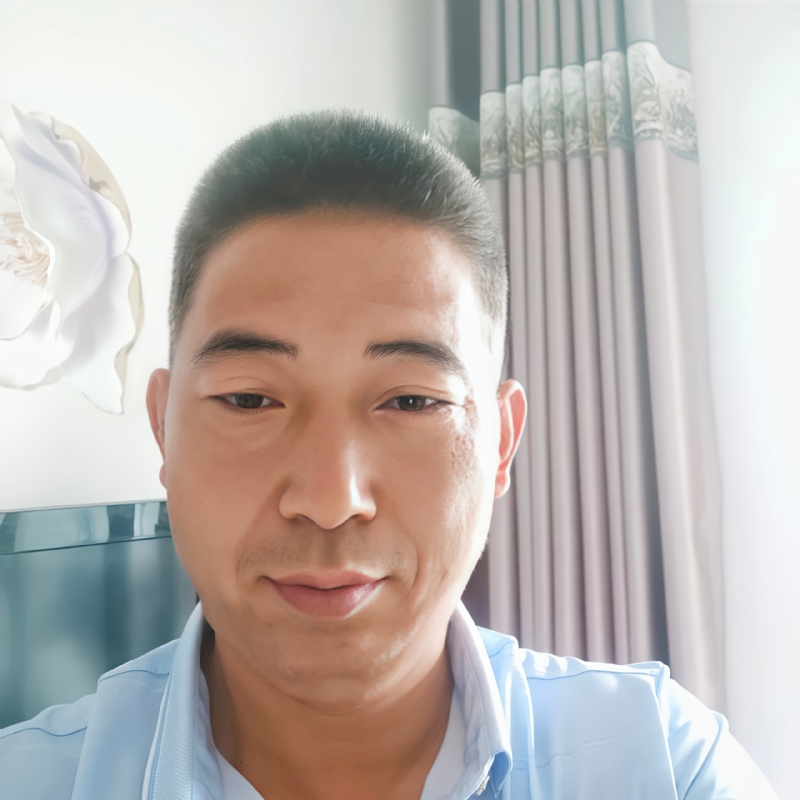 雨中漫步的第一张照片--佛山相亲服务中心