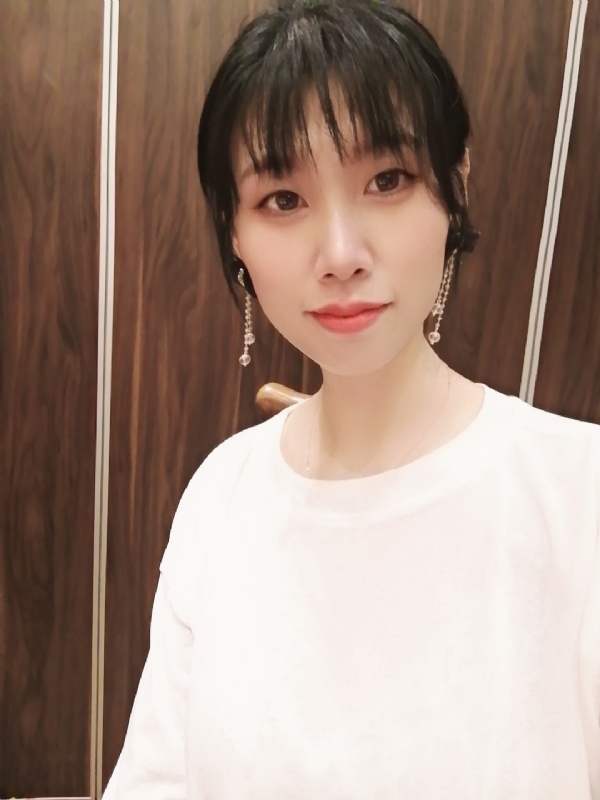 于小倩的第一张照片--佛山相亲服务中心